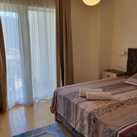 Apartman Lav Tre Canne Apartment Budva Bagian luar foto