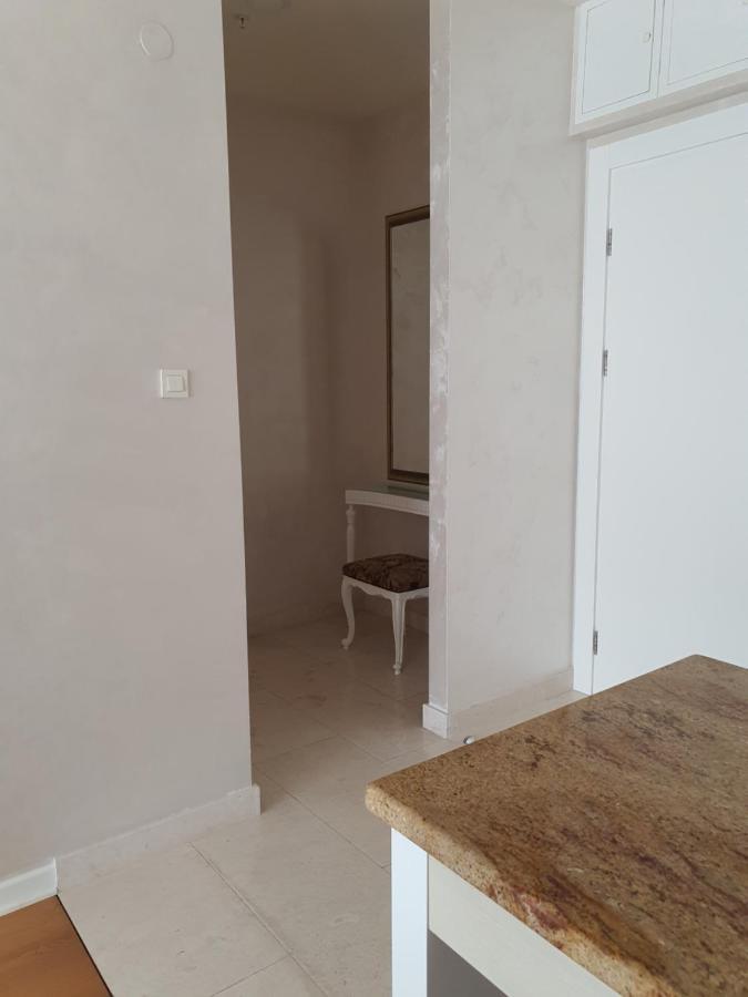 Apartman Lav Tre Canne Apartment Budva Bagian luar foto