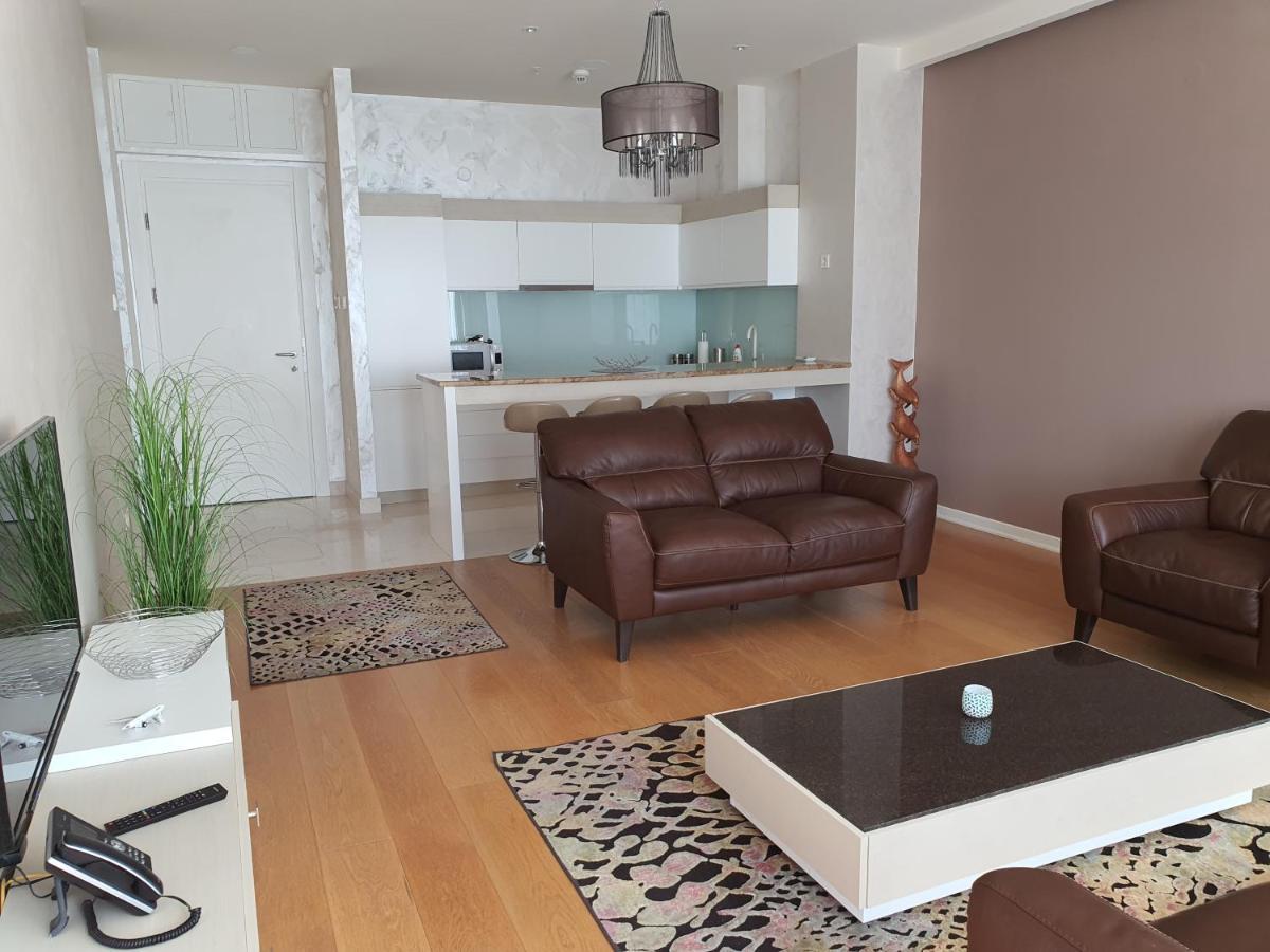 Apartman Lav Tre Canne Apartment Budva Bagian luar foto